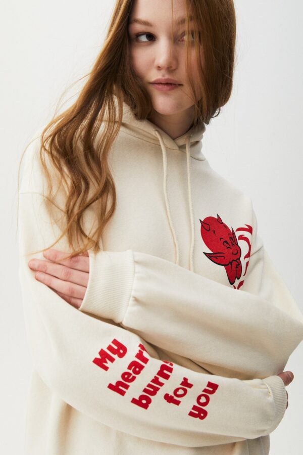 Hot Stuff Hoodie - Görsel 3
