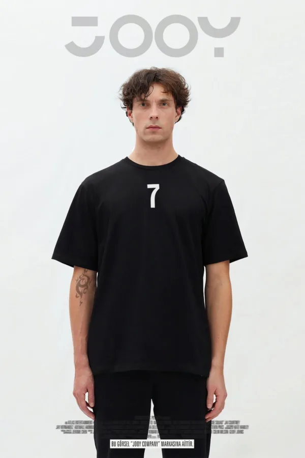 7 Numara Baskılı Siyah Oversize Tshirt - M-alttext2