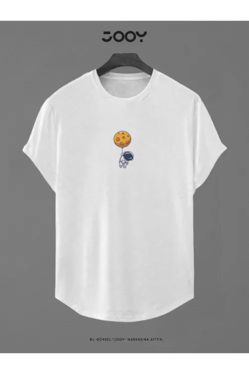 Astronot Baskılı Slim Fit Oval Kesim T-Shirt