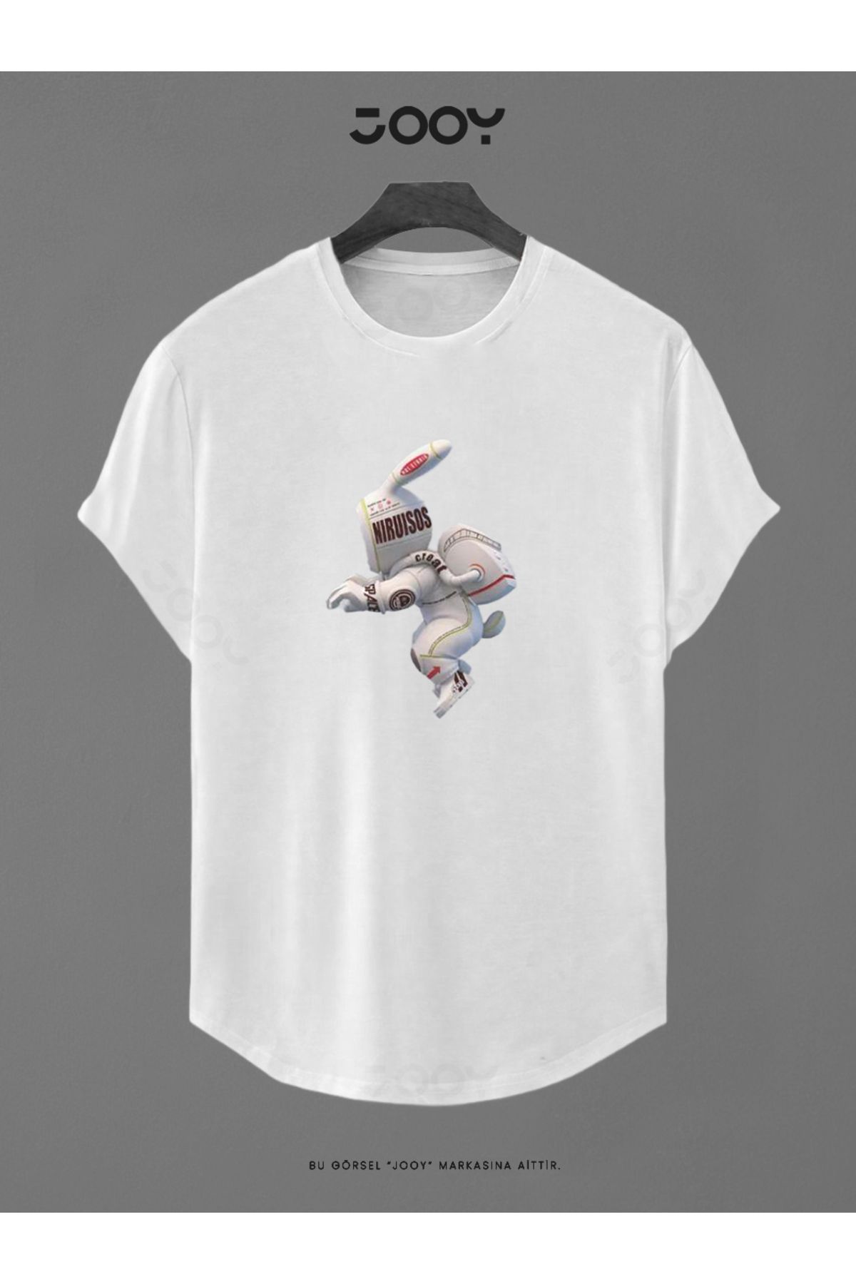 Astronot Tavşan Baskılı Slim Fit Oval Kesim T-Shirt