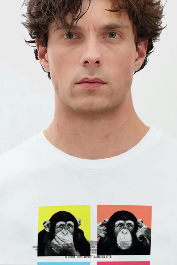 Four Monkey Baskılı Beyaz Oversize Tshirt - S-alttext2