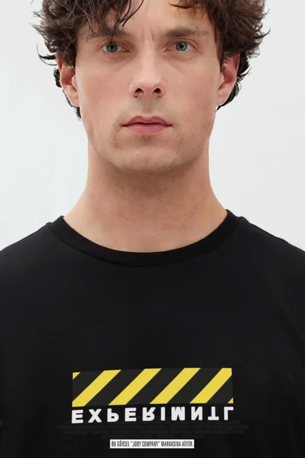 İnci Küpeli Kız Tasarım Siyah Oversize Tshirt - XL-alttext3