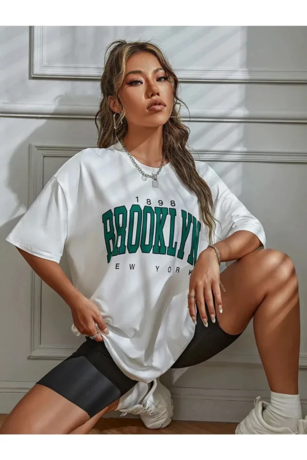 Kadın Brooklyn 1898 Baskılı Oversize T-Shirt - S-alttext2