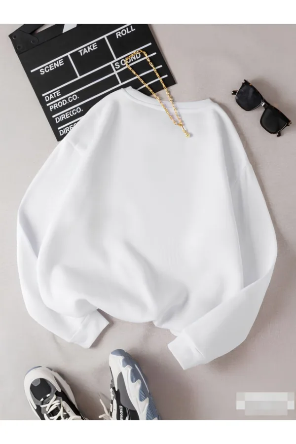 Kalp Baskılı Beyaz Bisiklet Yaka Oversize Sweatshirt - L-alttext2
