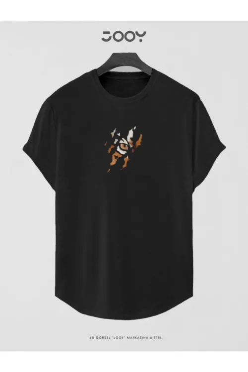 Kaplan Pençesi Baskılı Slim Fit Oval Kesim T-Shirt